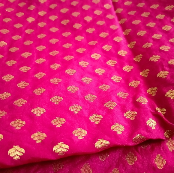 Pink Banarasi brocade dupatta 2.5 mtr - Picture 2 of 4
